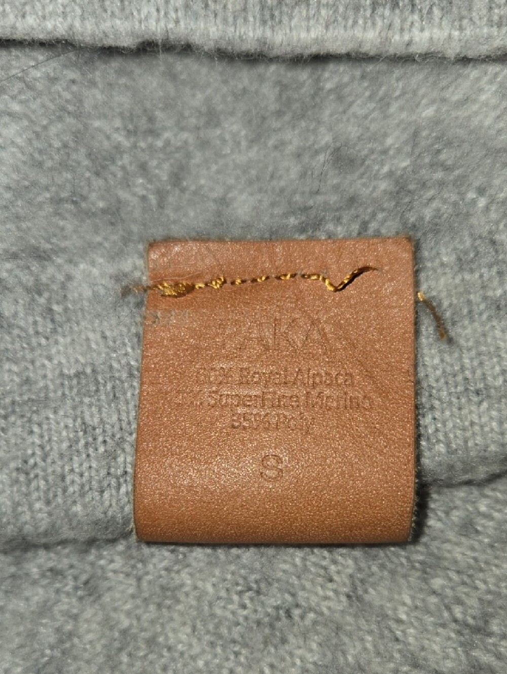 Paka Cozy Gray Hooded Women’s Sweater - Picture 2 of 6